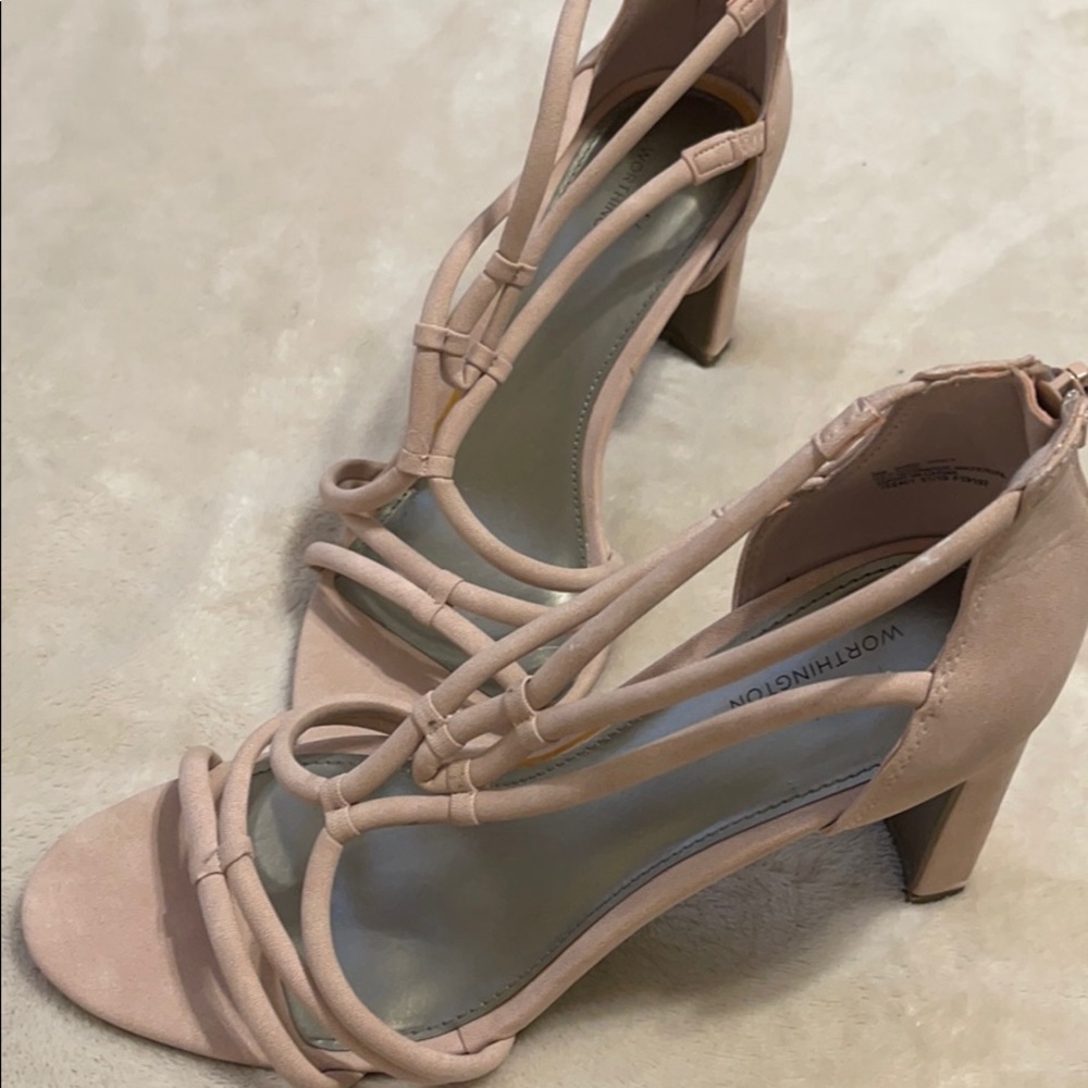 Shoes - Picture 2 of 6